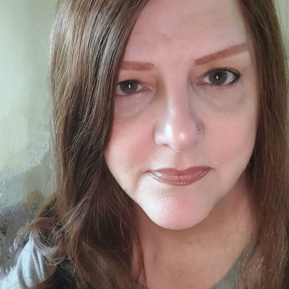 Meet your Posher, Beth ann - Picture 1 of 3